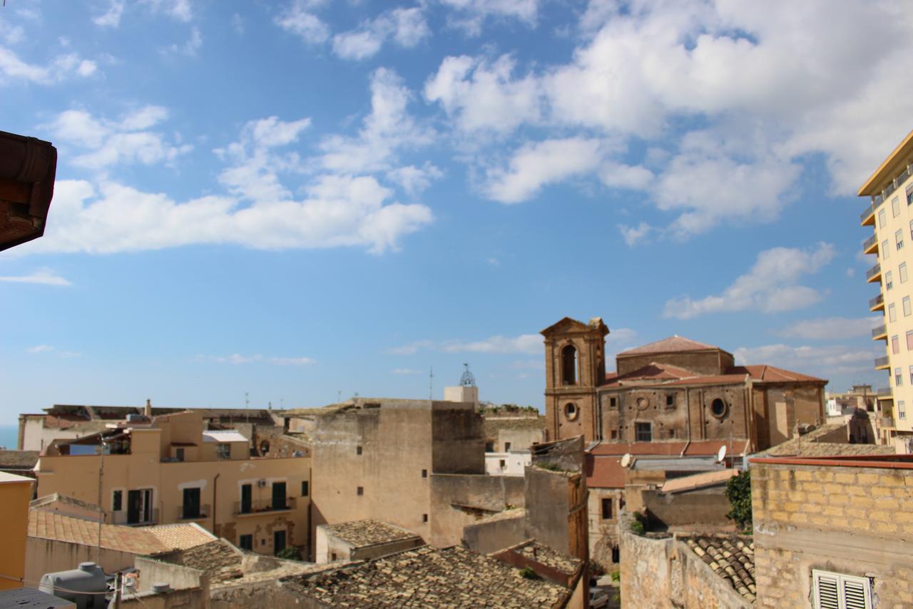 Bed & Breakfasts Conte Perollo Hotel Sciacca Exterior photo